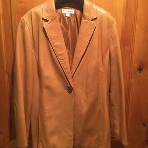 Women’s leather jacket